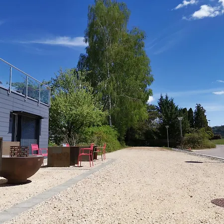 24-7 Long & Short Szálloda