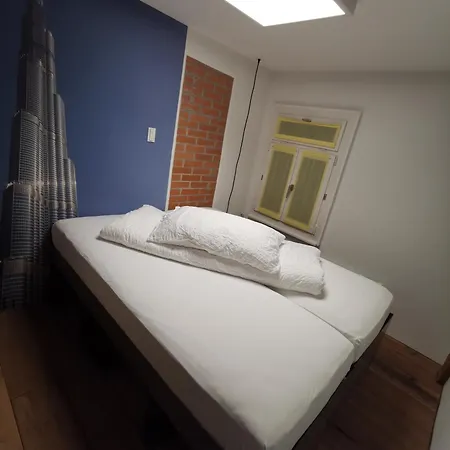 Hotel 24-7 Long & Short