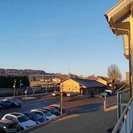 Szálloda 24-7 Long & Short